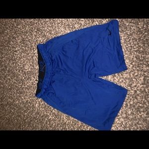 Dri fit shorts kids M